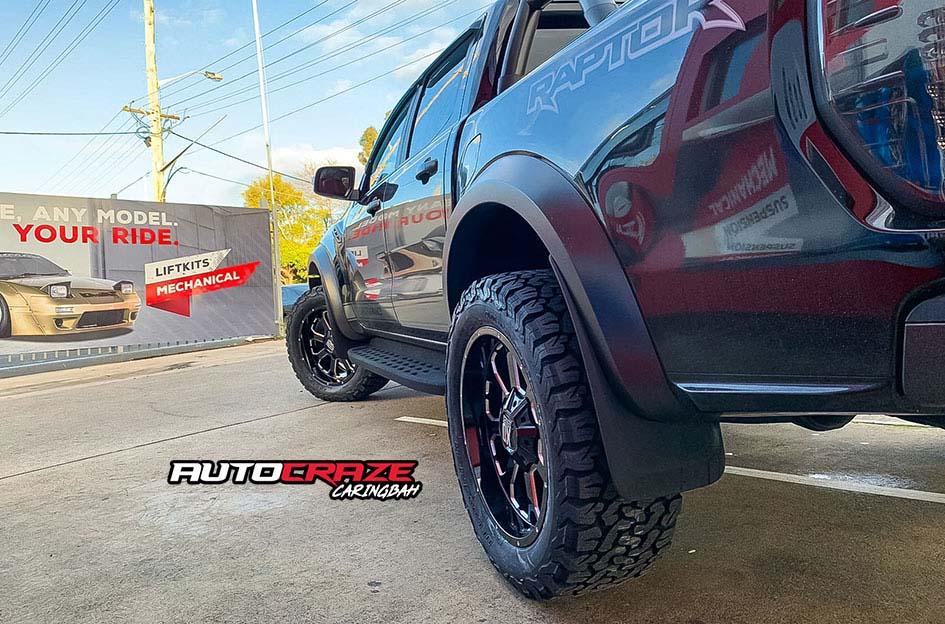 FORD RANGER BUCK 25 XD GLOSS BLACK MILLED ACCENTS